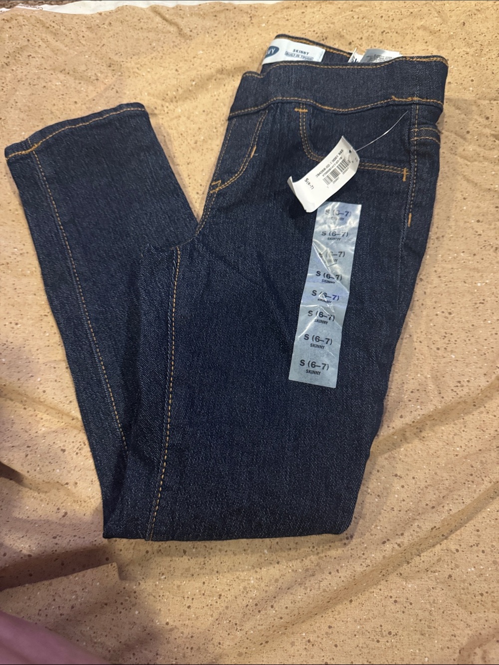 Dark blue skinny jeans small